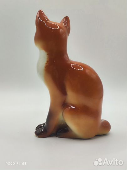 Фарфоровая статуэтка. Лиса лфз