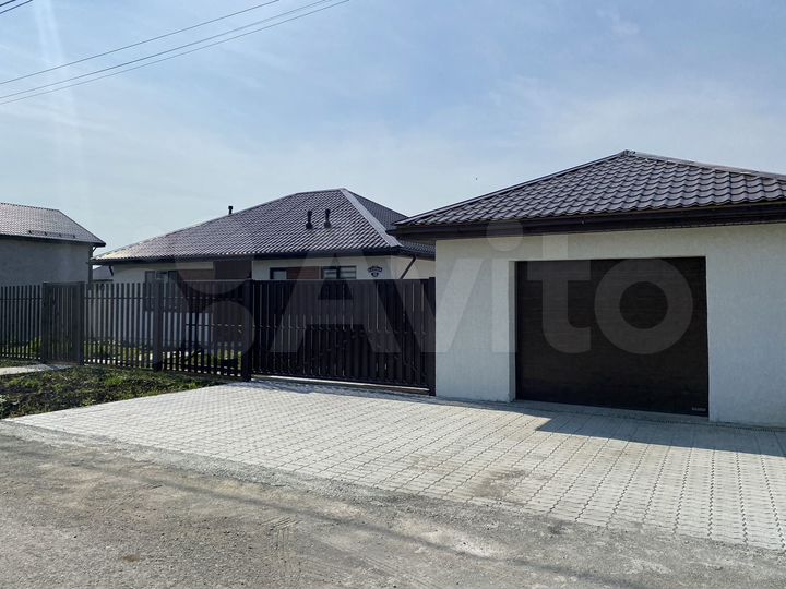 Дом 105 м² на участке 8 сот.