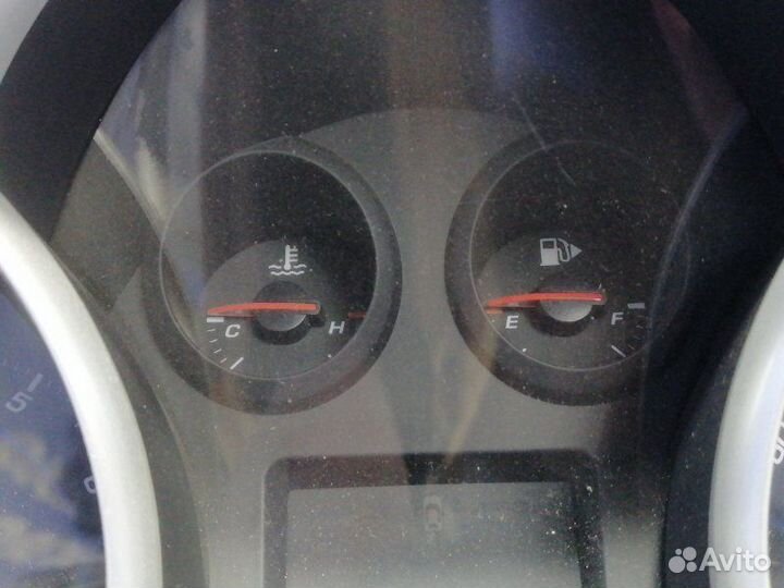 Панель приборов Chevrolet Cruze седан 2011