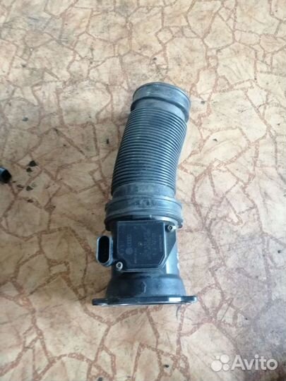 Расходомер воздуха дмрв Ауди 2.4i A6 C5