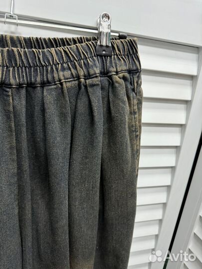 Стильные джинсы бохо