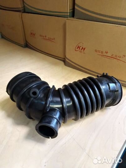 Патрубок воздушного фильтра Mitsubishi Outlander