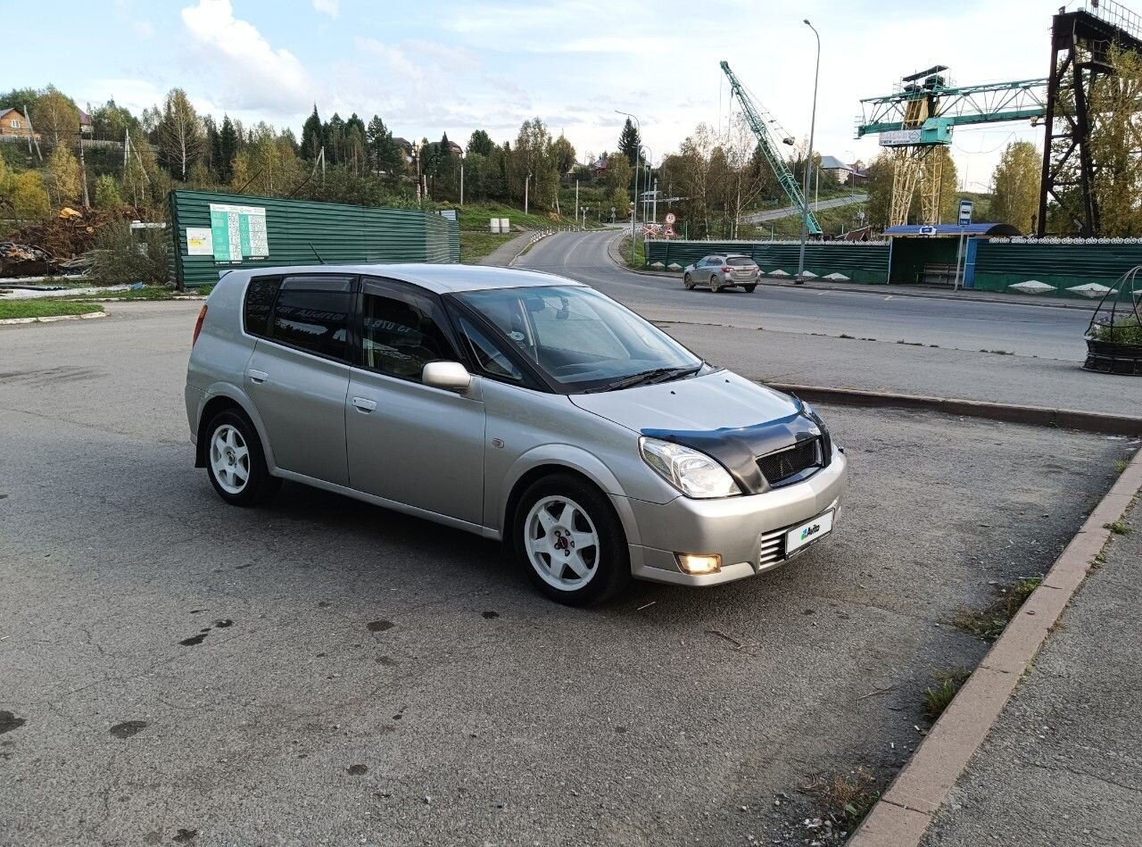 Toyota Opa: фото владельца