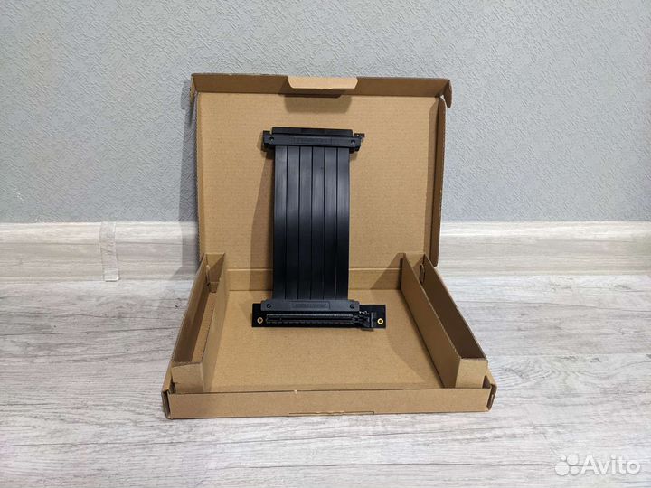 Райзер Phanteks flat line PCI-E 3.0 x16 220мм