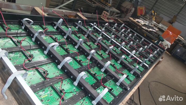 Ремонт видеоэкранов бегущих строк