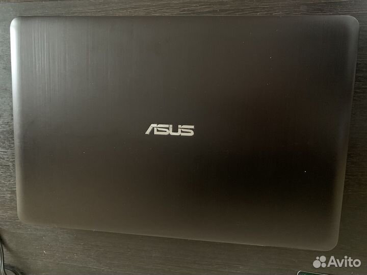 Ноутбук asus