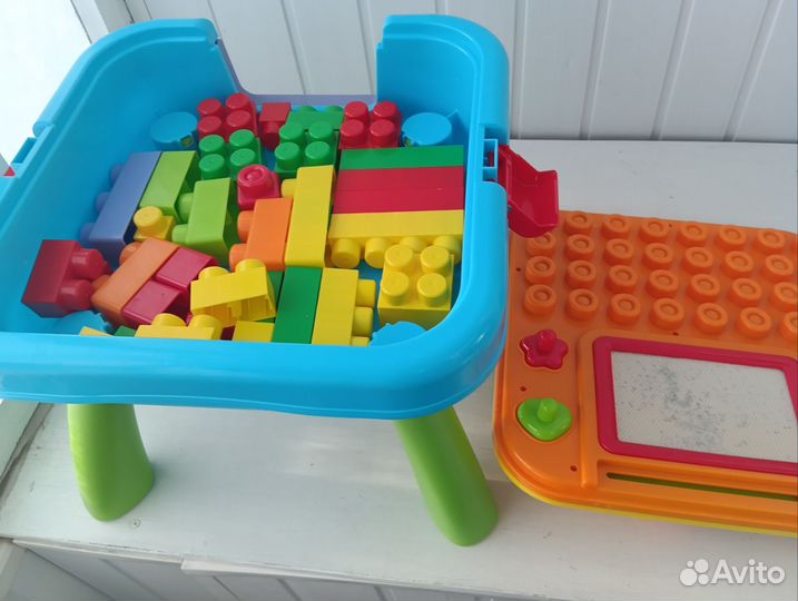 Стол развивающий, музыкальный