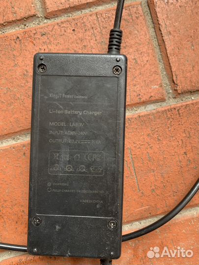 Зарядное для электровелосипеда 60v