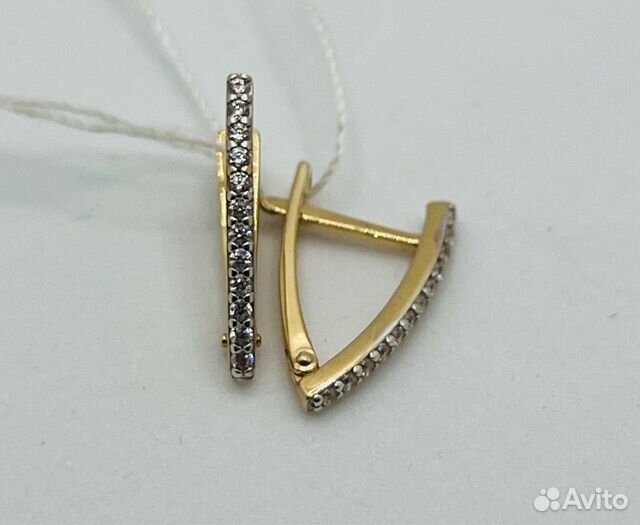 Золотые серьги с камнем