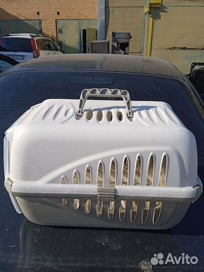 Переноска для кошек и собак (мелких пород)