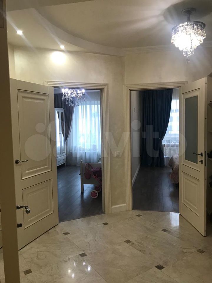 3-к. квартира, 80 м², 3/3 эт.