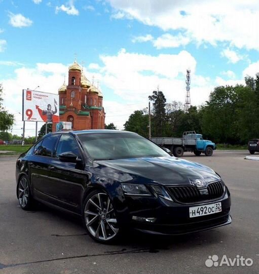 Диски R18 Vega на Skoda Octavia