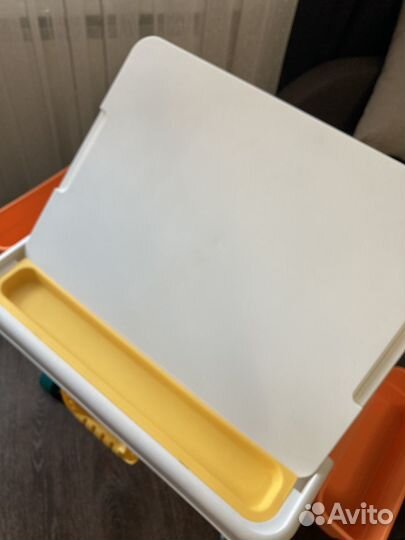 Детский столик