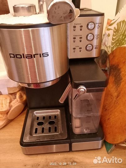 Кофеварка рожковая polaris