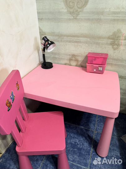 Детский стол и 2 стула IKEA маммут