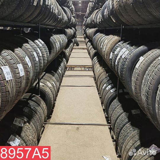 Kumho WinterCraft Ice WI31 205/55 R16 90M