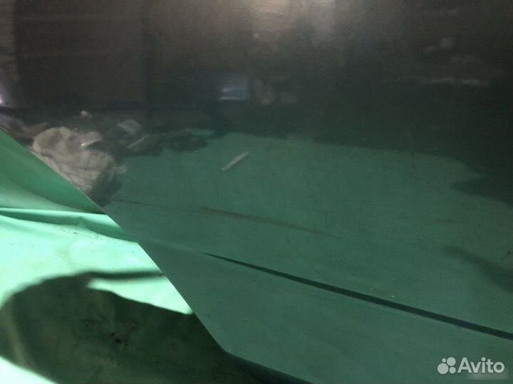 Дверь задняя правая Mitsubishi Carisma