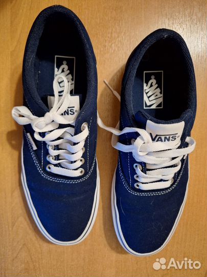 Продаю кеды vans