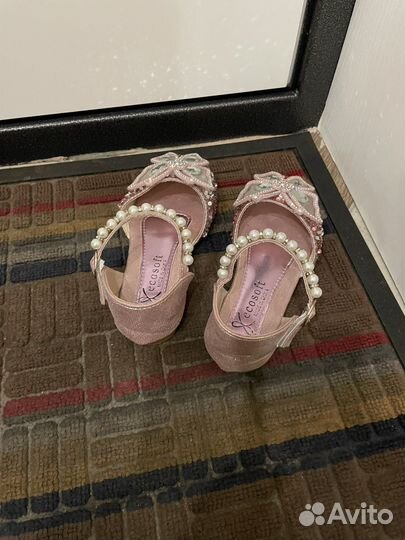 Туфли девочка нарядные