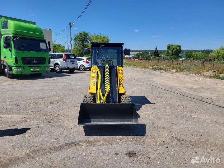 Мини-погрузчик Avant 218, 2024