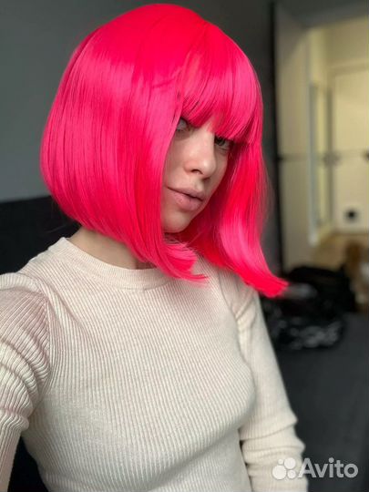 Парик розовый белый