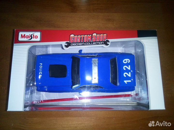 Maisto Модель автомобиля 1/24 Dodge Challenger R/T