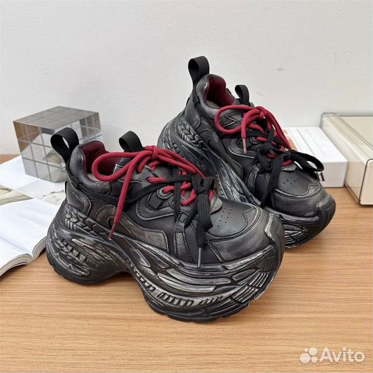Кроссовки demonia type