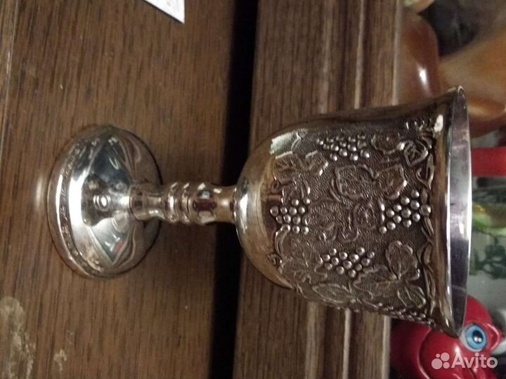 Фужеры металл и цветное стекло