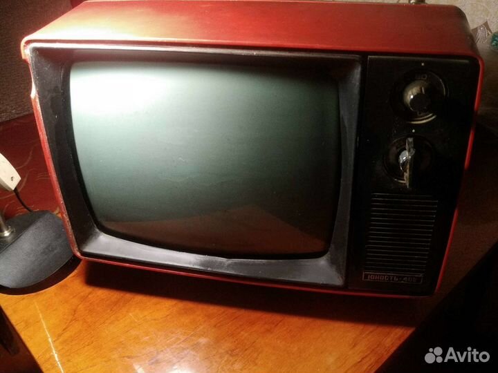 Телевизор Юность 402