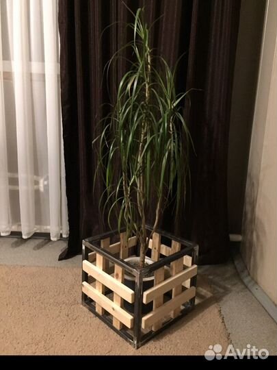 Подставка для цветов