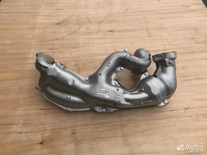 Выпускной коллектор катализатор Subaru Forester 12
