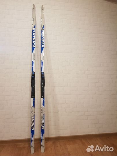 Продам беговые лыжи, длина 200 см