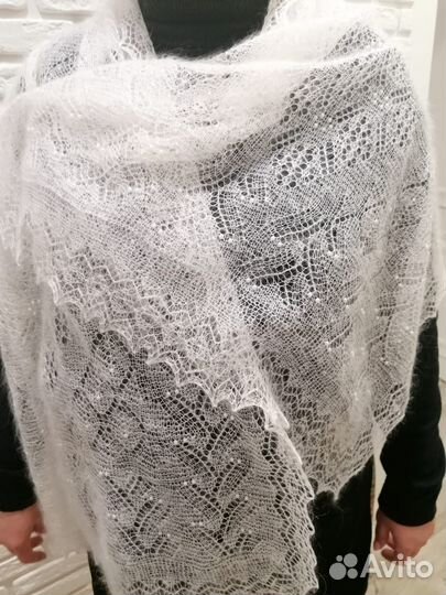 Палантин пуховый новый