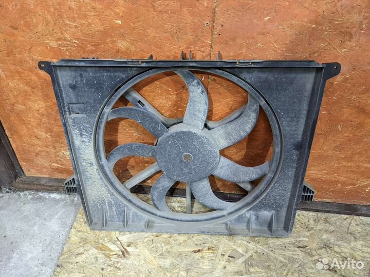Вентилятор радиатора двигателя mercedes w251