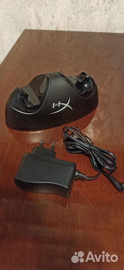 Зарядка на два геймпада для Play Station 4