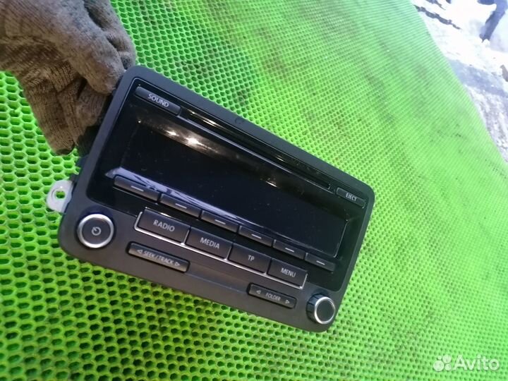 Магнитола VW Passat Тигуан CC 08-15 RCD310 Bosch