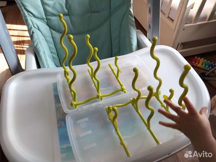 Бутылочки, поильники, ниблеры, сушилка для бутылок