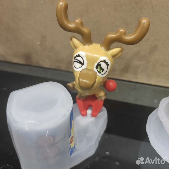 Игрушки Kinder Maxi (олени) коллекция 2021