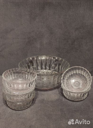 Посуда для сервировки стола. Стекло