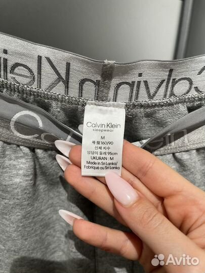 Штаны спортивные Calvin Klein женские