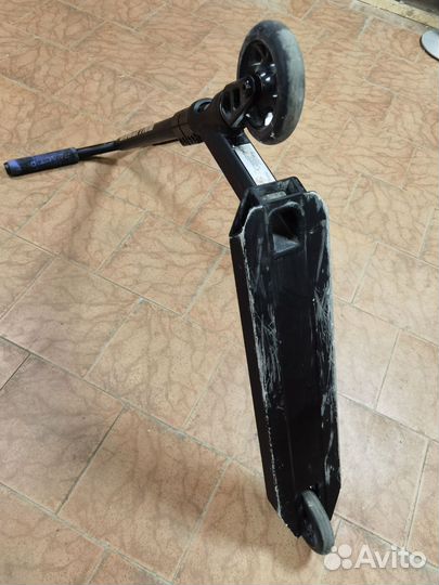 Трюковой самокат Reaction Stunt 3.0