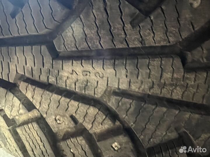Nokian Tyres Hakkapeliitta 5 SUV 235/65 R18