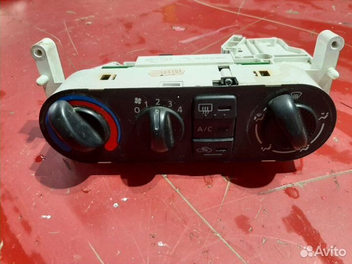 Блок управления отопителем Nissan Almera N16