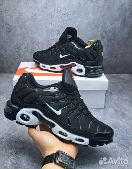 Кроссовки мужские nike air max tn plus