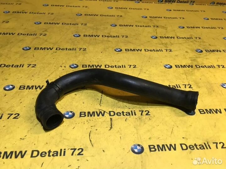 Патрубок воздушного фильтра Mercedes Viano W639