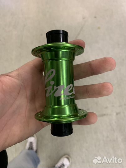 Втулка передняя FireEye Excelerant F-20NDS 20 ось