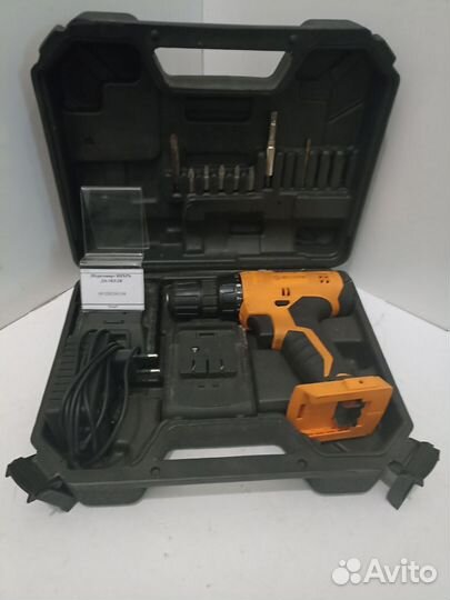 Шуруповерт вихрь да 18л 2к