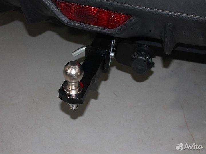 Фаркоп Geely Coolray