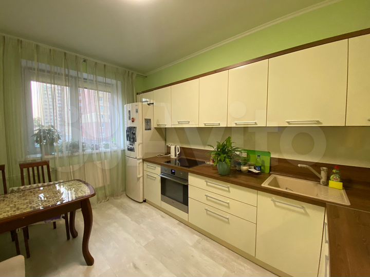 2-к. квартира, 57,2 м², 3/17 эт.