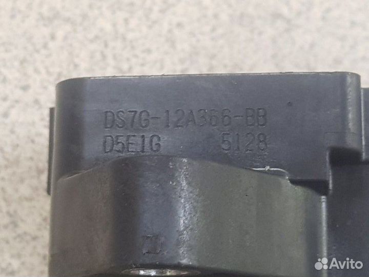 Катушка зажигания Ford Focus 3 1.5 M8DB ecoboost